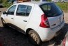 Zamek bagażnika tył Dacia Sandero 2009 1.4i K7J710 Hatchback 5-drzwi